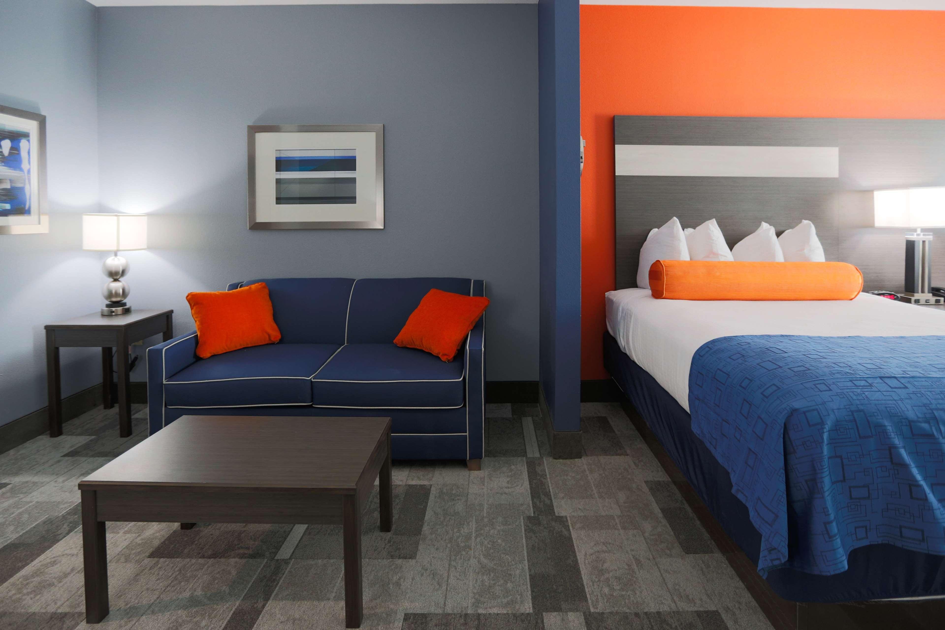 Best Western Plus Wewoka Inn & Suites מראה חיצוני תמונה