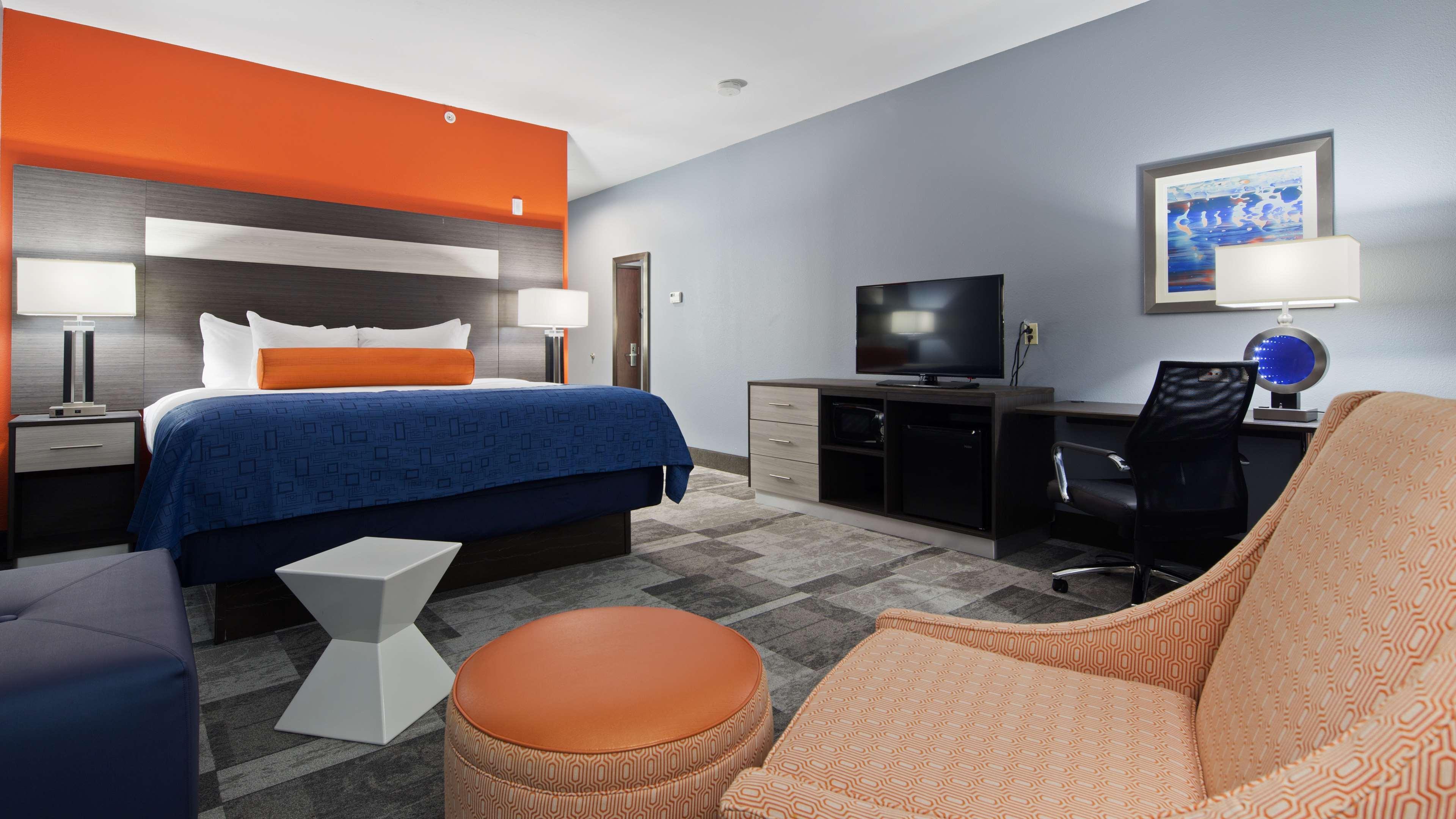 Best Western Plus Wewoka Inn & Suites מראה חיצוני תמונה