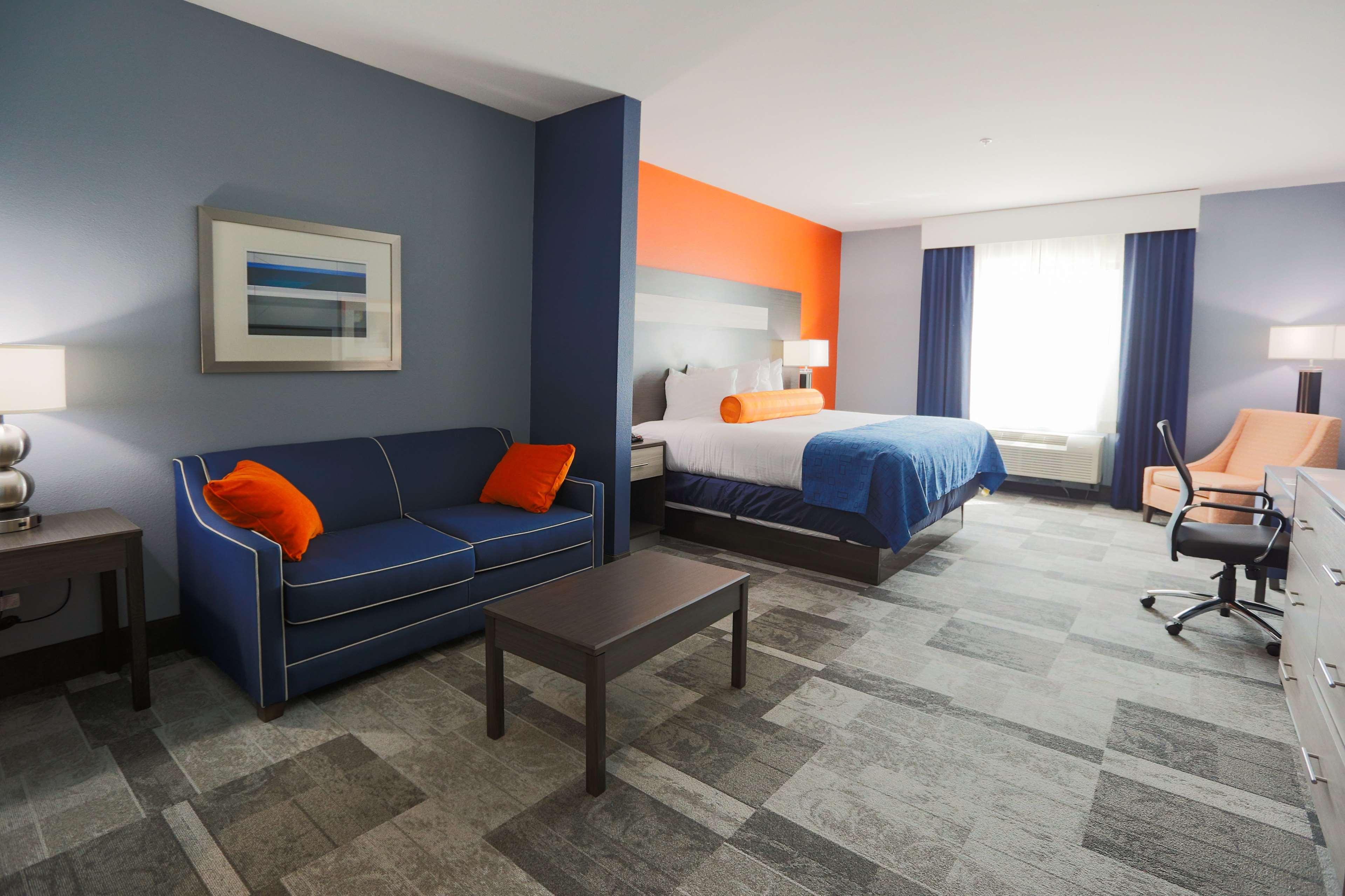 Best Western Plus Wewoka Inn & Suites מראה חיצוני תמונה
