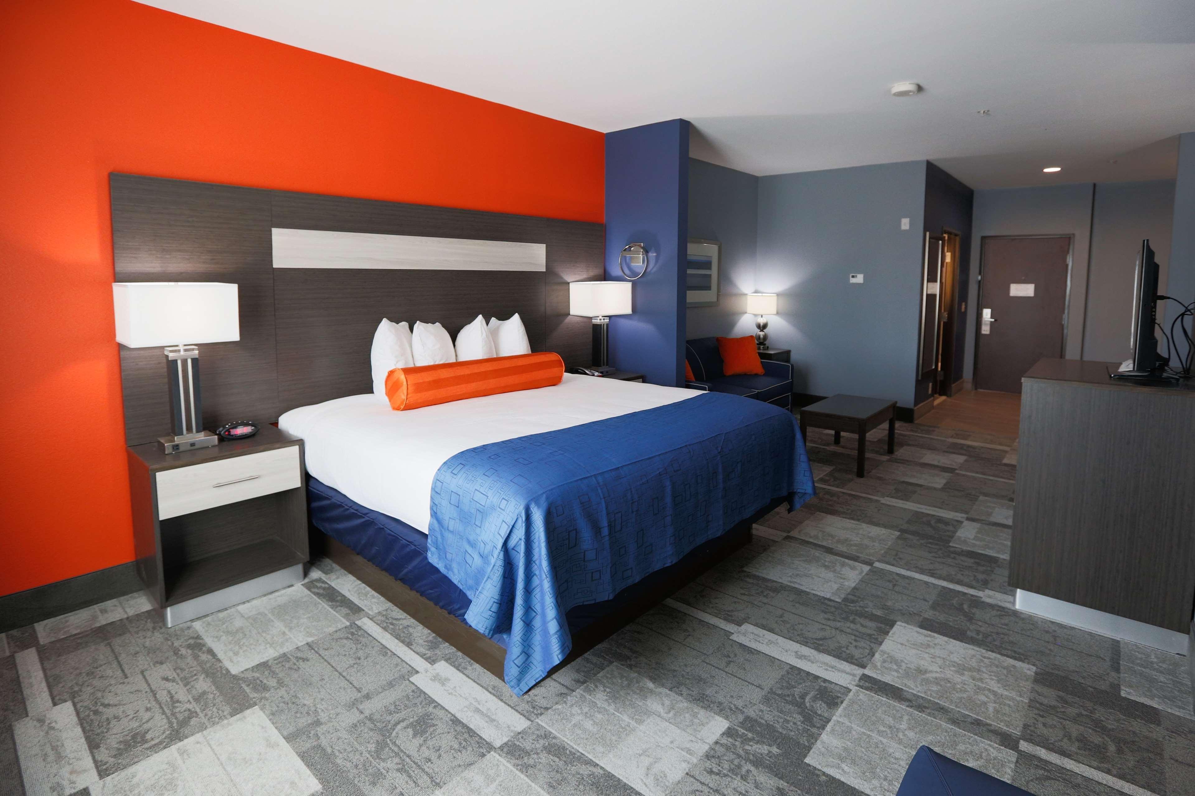 Best Western Plus Wewoka Inn & Suites מראה חיצוני תמונה