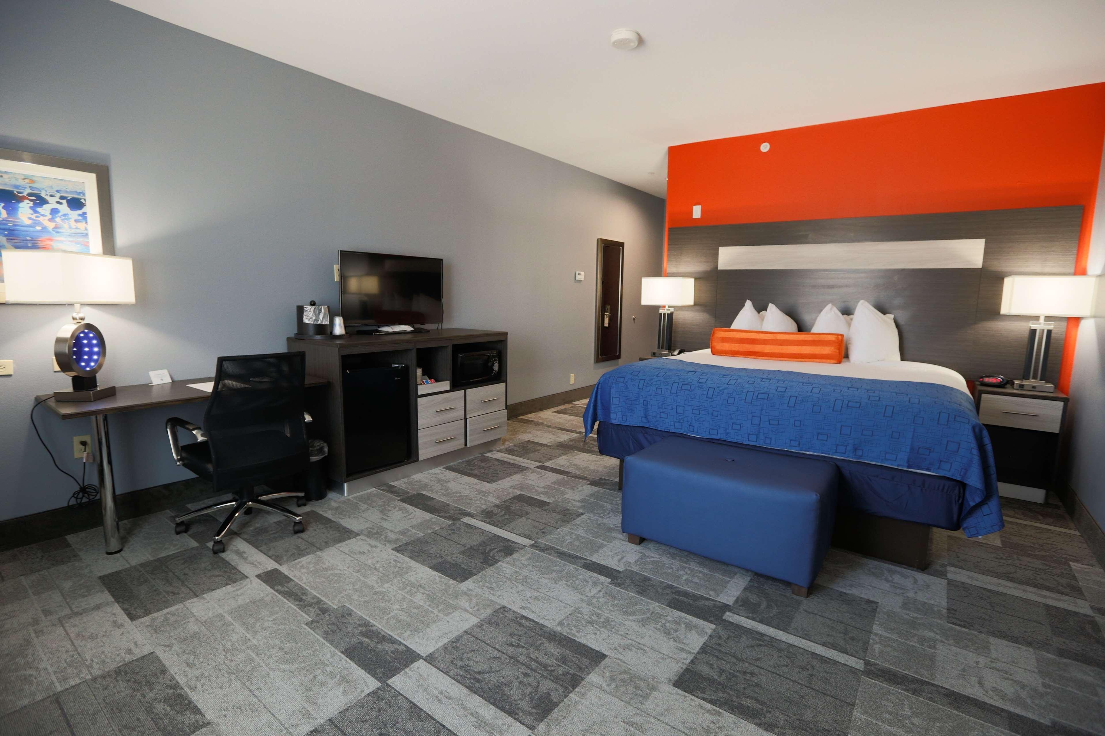 Best Western Plus Wewoka Inn & Suites מראה חיצוני תמונה