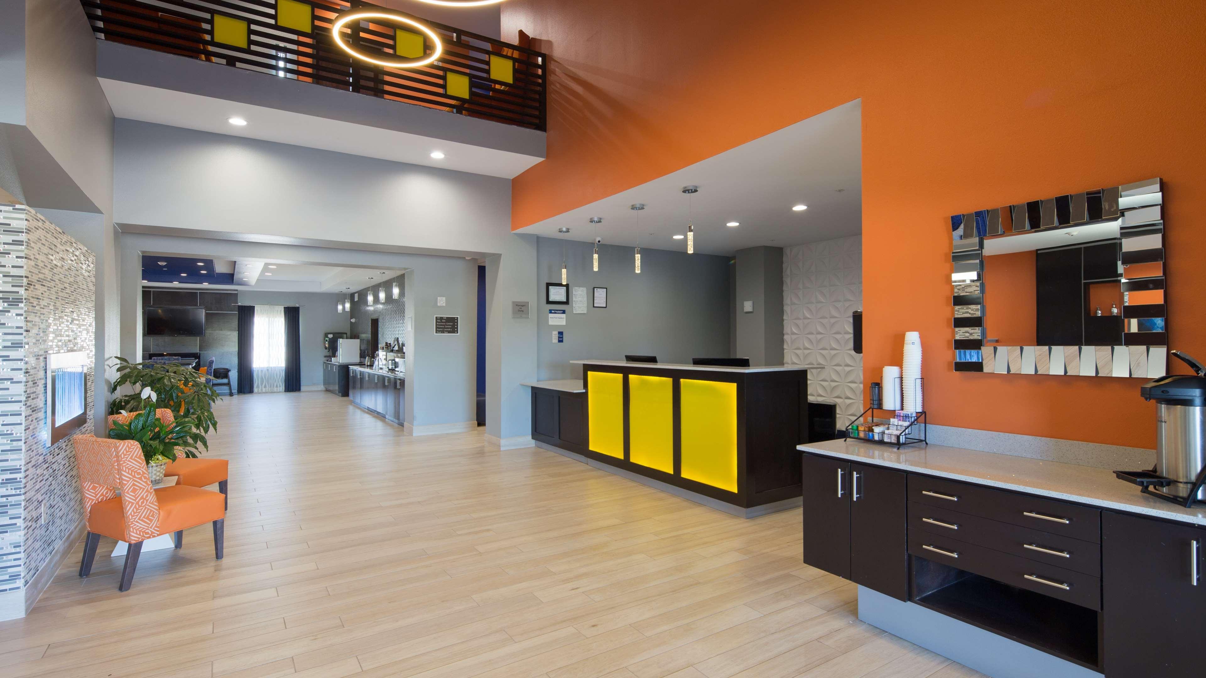Best Western Plus Wewoka Inn & Suites מראה חיצוני תמונה