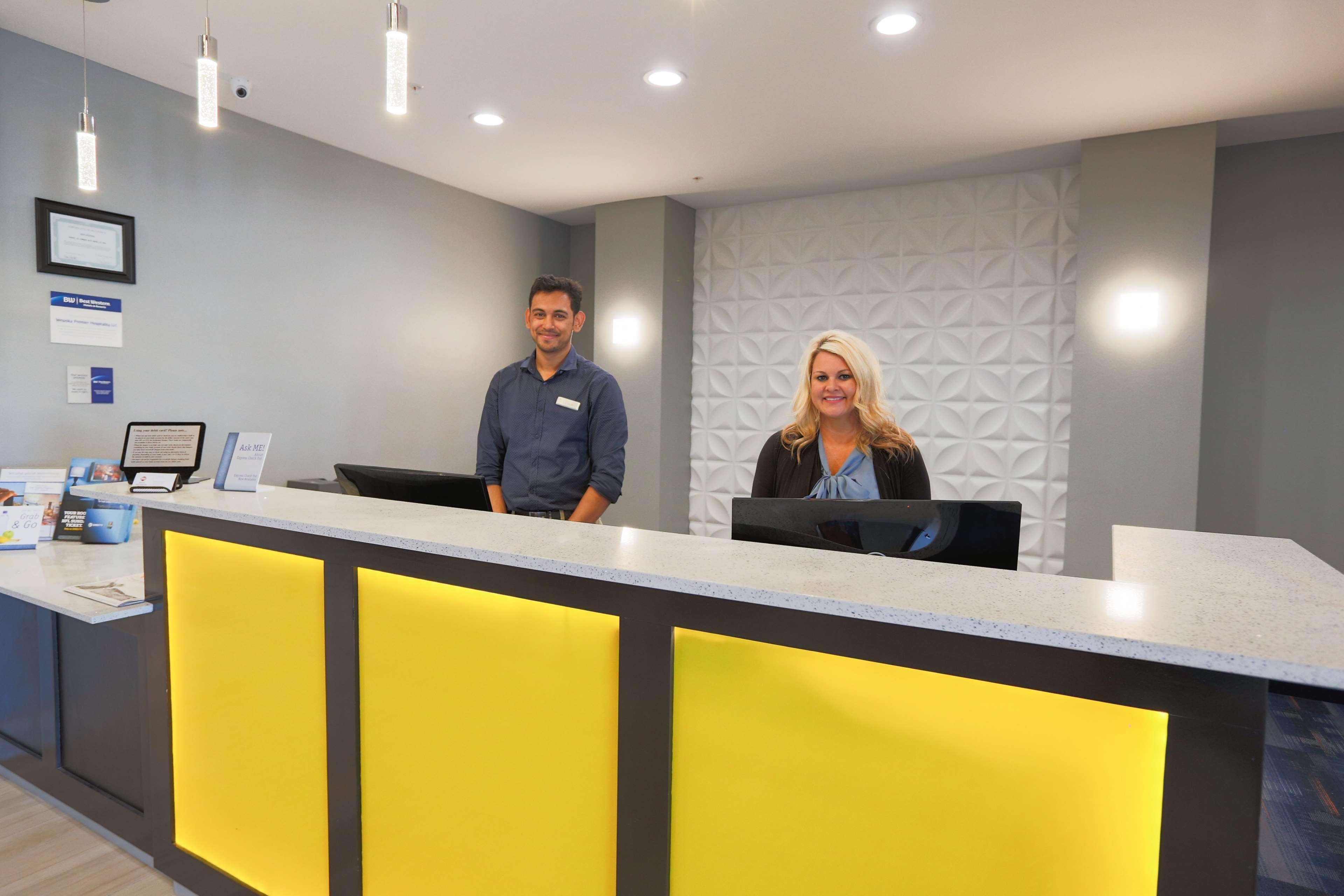 Best Western Plus Wewoka Inn & Suites מראה חיצוני תמונה