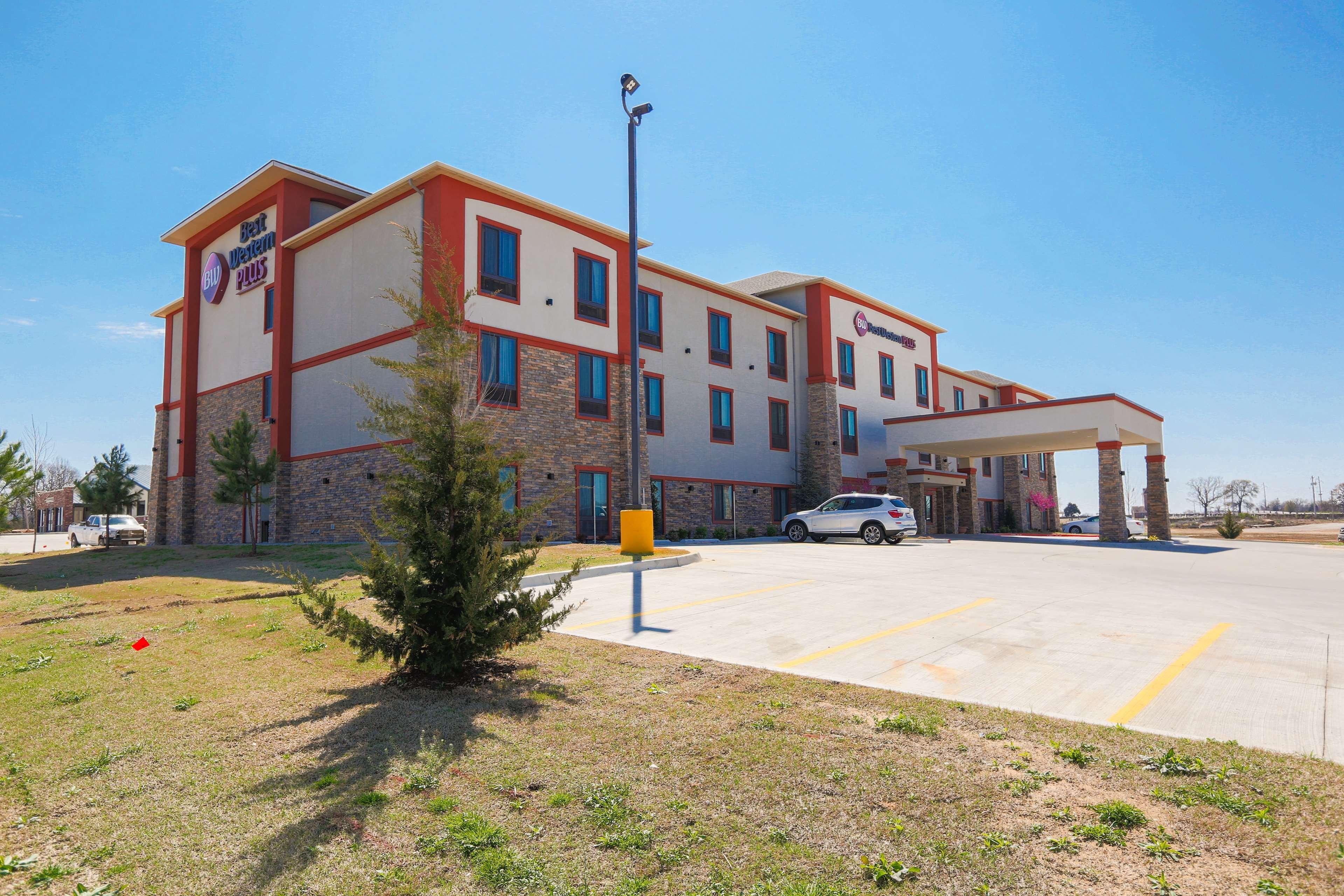 Best Western Plus Wewoka Inn & Suites מראה חיצוני תמונה