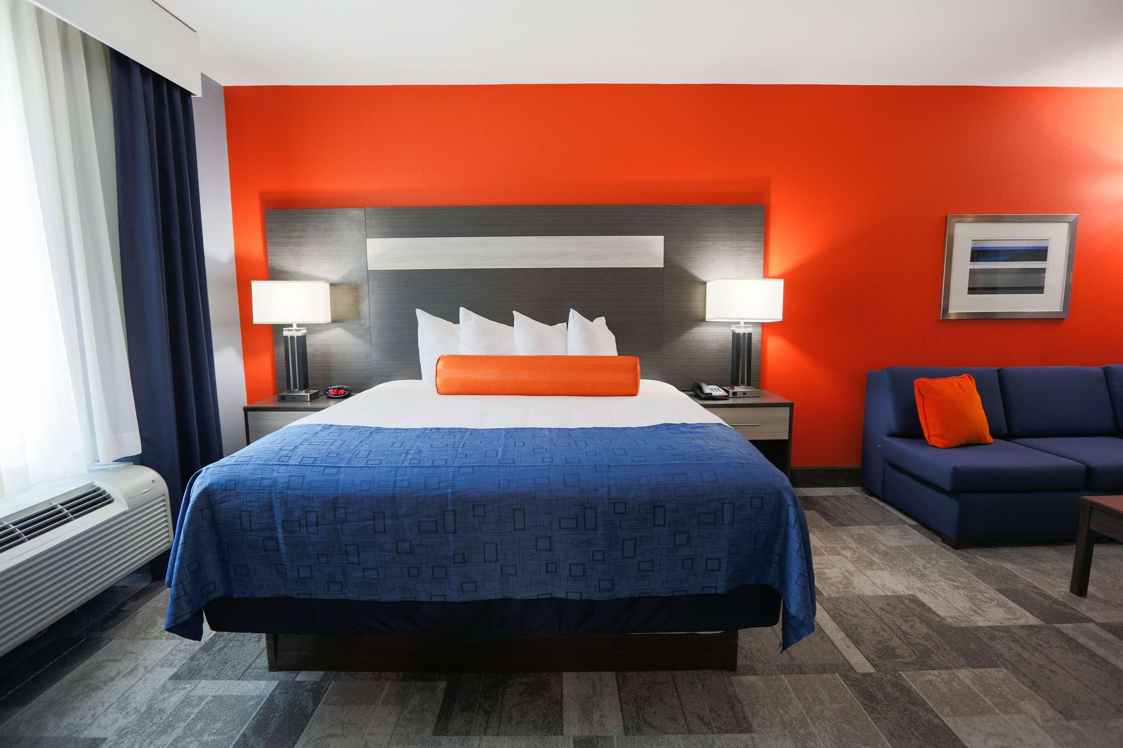 Best Western Plus Wewoka Inn & Suites מראה חיצוני תמונה
