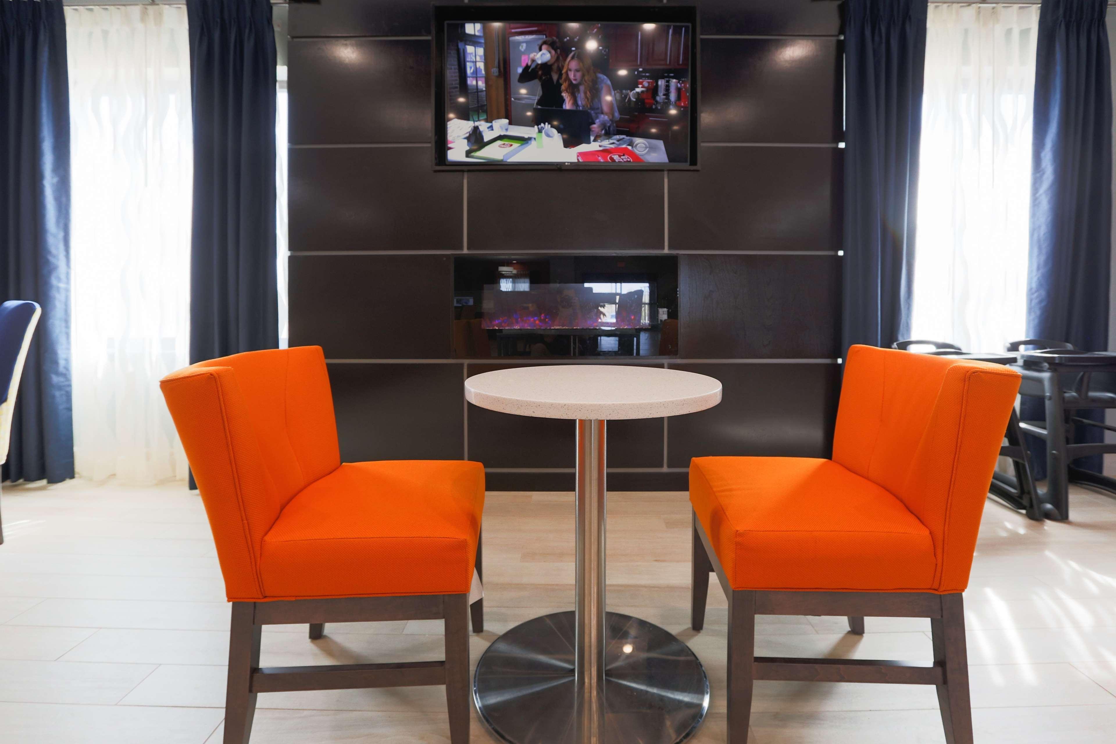 Best Western Plus Wewoka Inn & Suites מראה חיצוני תמונה